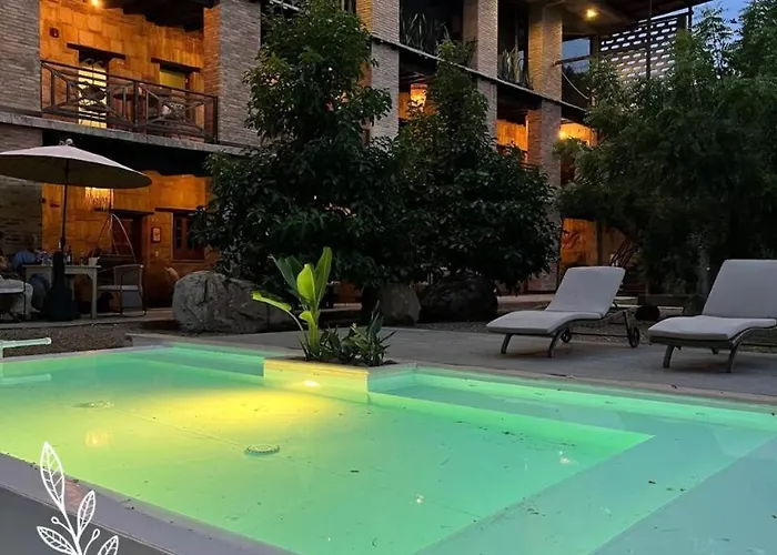 Mentto Hotel